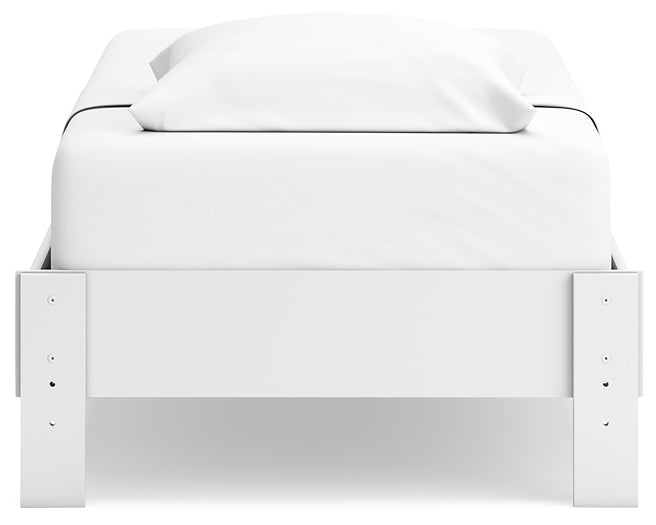Hallityn Platform Bed With Nightstand