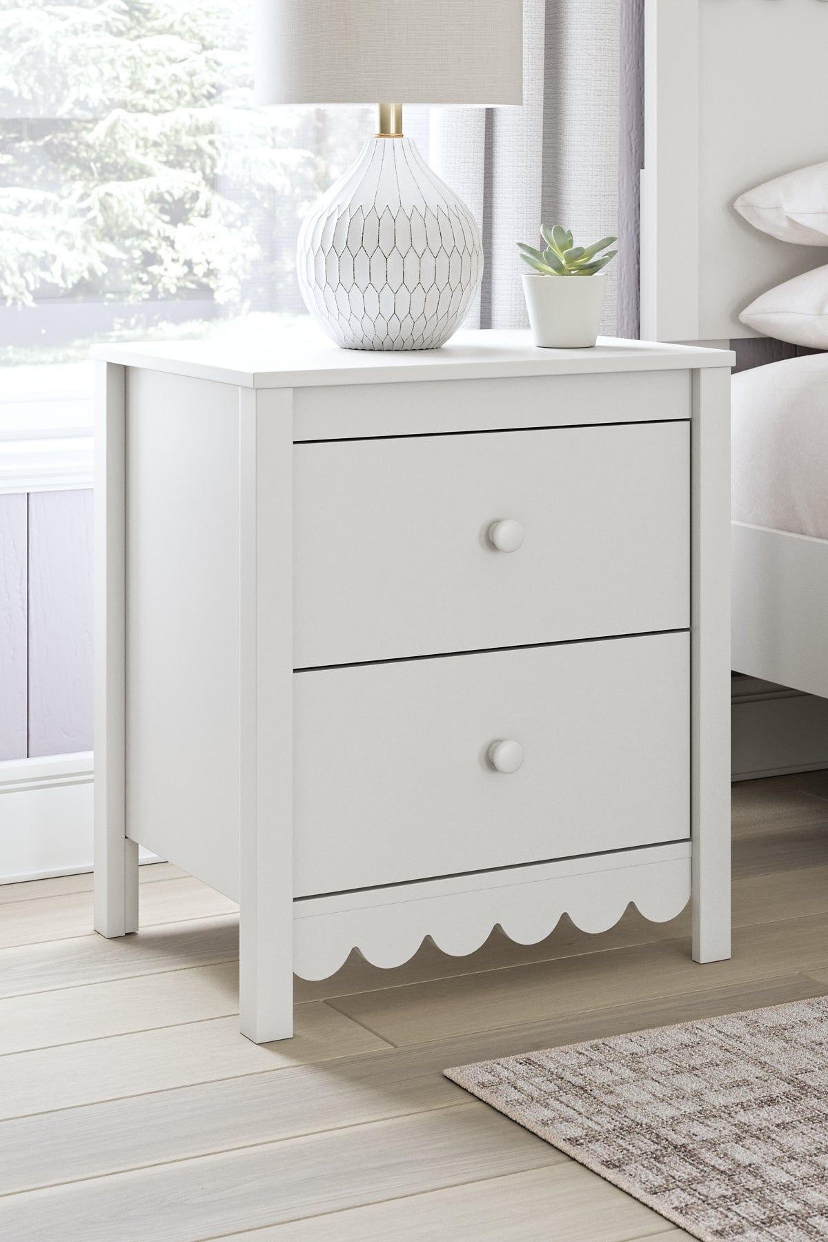 Hallityn Platform Bed With Nightstand