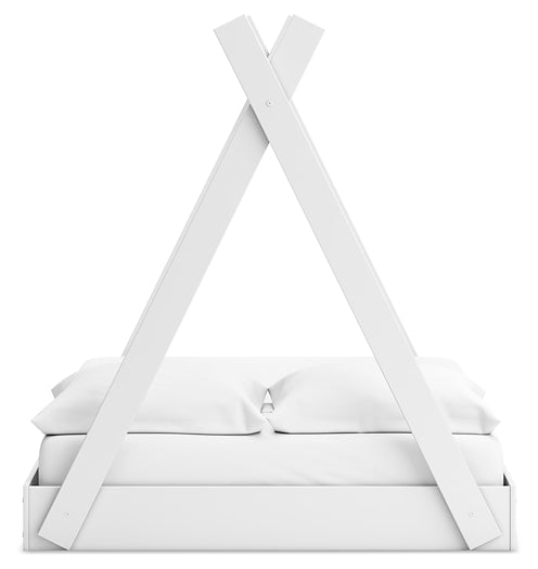Hallityn Tent Bed With Dresser And Nightstand