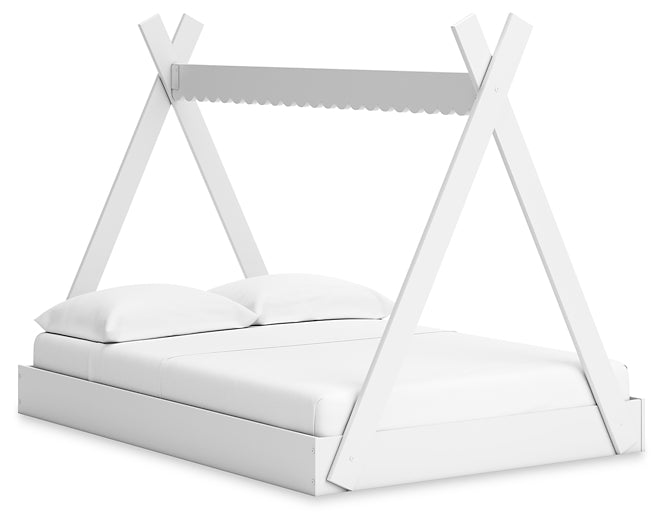 Hallityn Tent Bed With Dresser And Nightstand