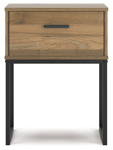 Deanlow Platform Bed With Nightstand