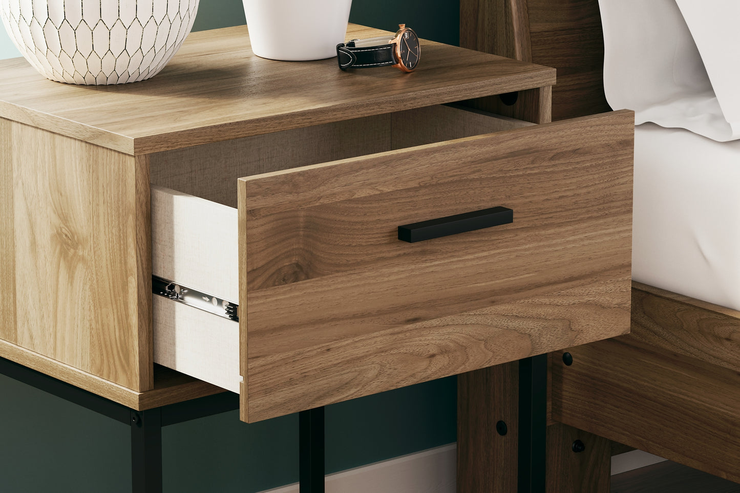Deanlow Platform Bed With Nightstand