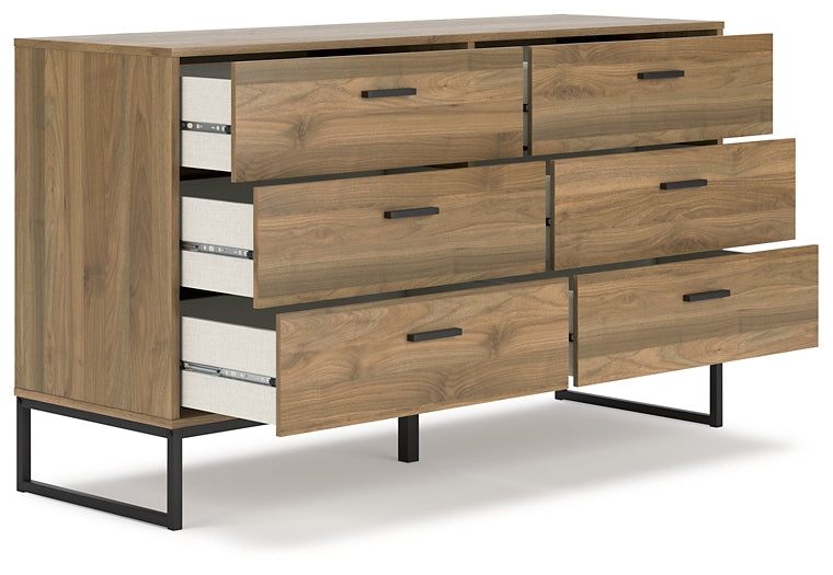Deanlow Platform Bed With Dresser And Nightstand