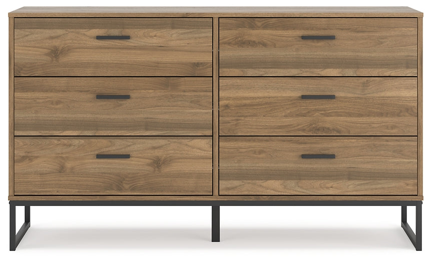 Deanlow Platform Bed With Dresser And Nightstand