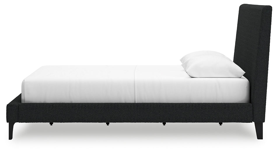 Cama tapizada Cadmori con tocador con espejo