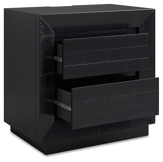 Londer Panel Bed With Mirrored Dresser And Nightstand