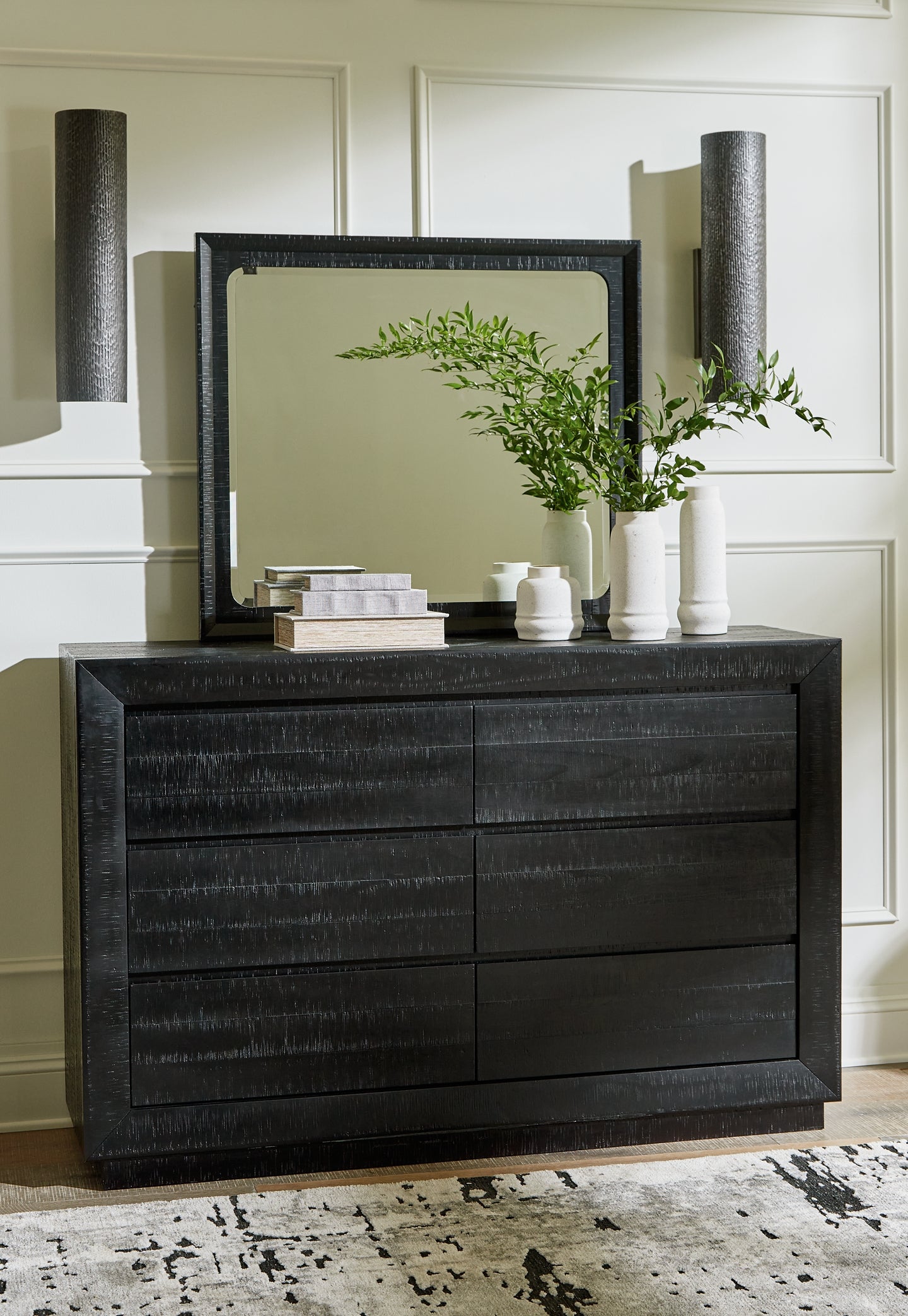 Londer Panel Bed With Mirrored Dresser And Nightstand
