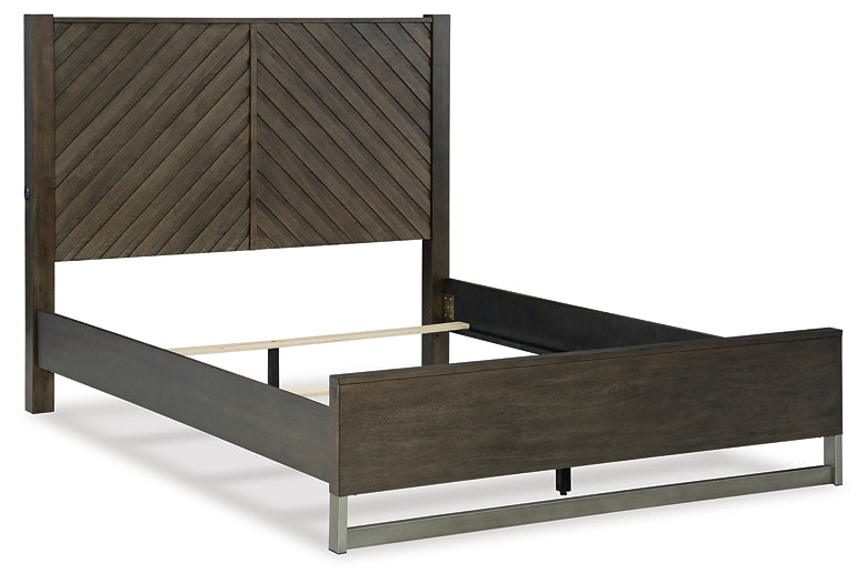 Arkenton Panel Bed With Mirrored Dresser, Chest And Nightstand