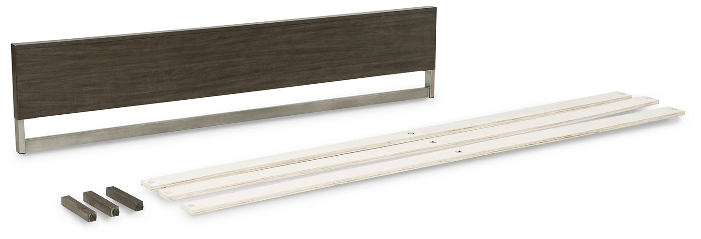 Arkenton Panel Bed With Mirrored Dresser, Chest And Nightstand