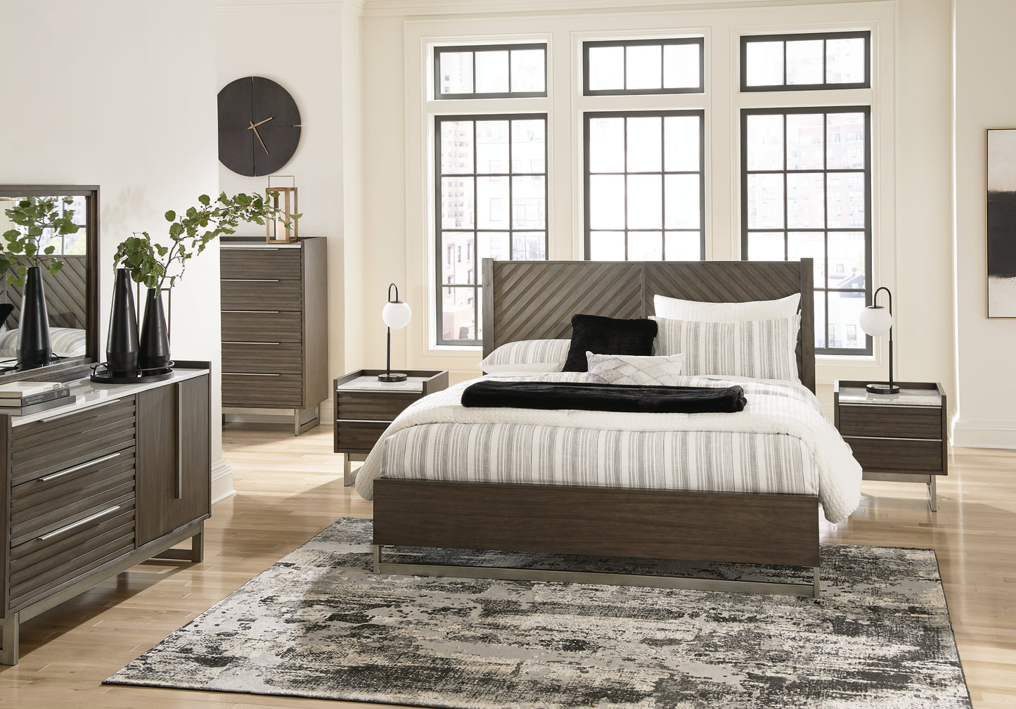 Arkenton California Panel Bed With Mirrored Dresser, Chest And 2 Nightstands