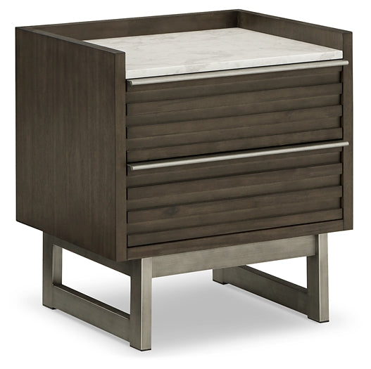 Arkenton California Panel Bed With Mirrored Dresser, Chest And 2 Nightstands