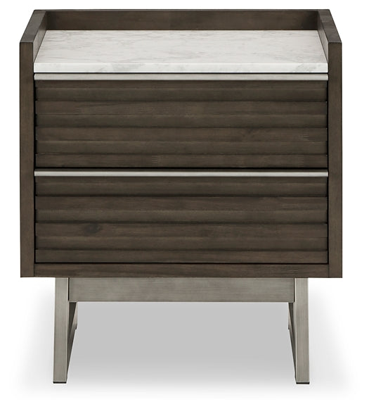 Arkenton California Panel Bed With Mirrored Dresser, Chest And 2 Nightstands