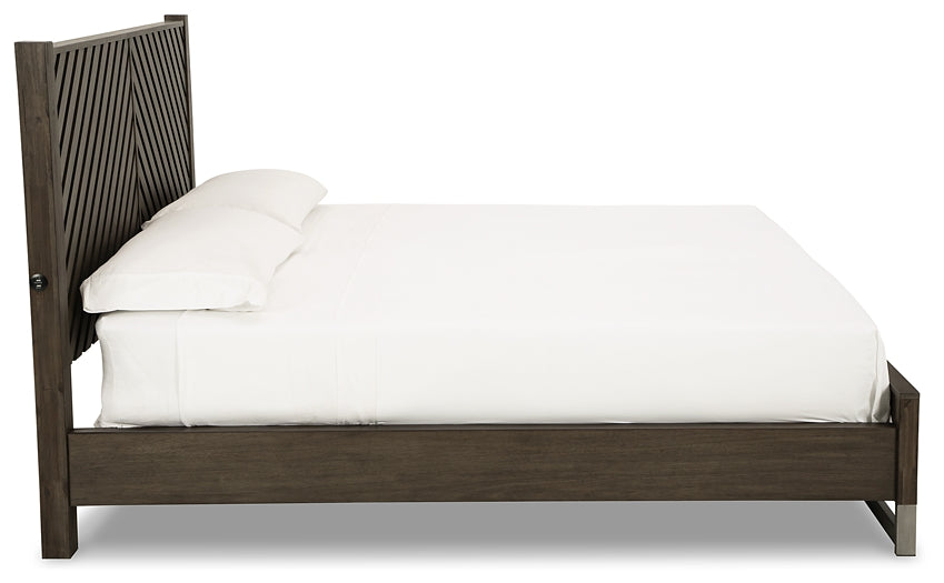 Arkenton Panel Bed With Mirrored Dresser