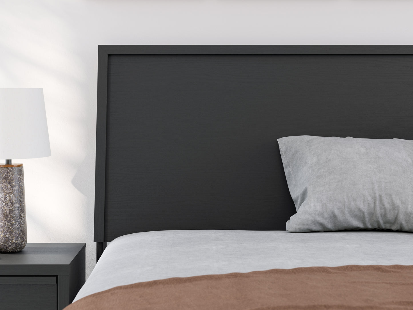Danziar Panel Bed