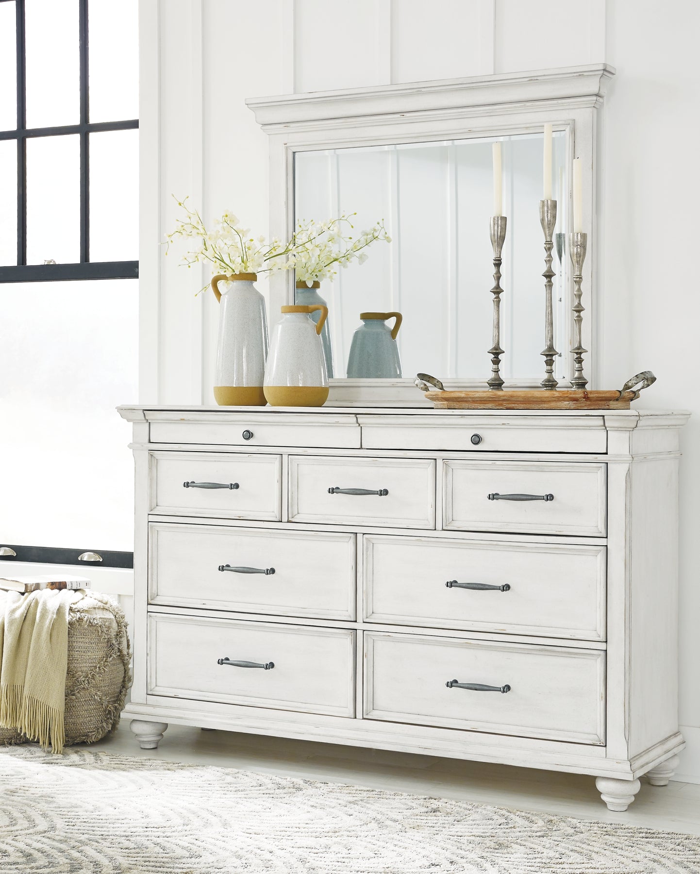 Kanwyn Panel Bed With Storage With Mirrored Dresser