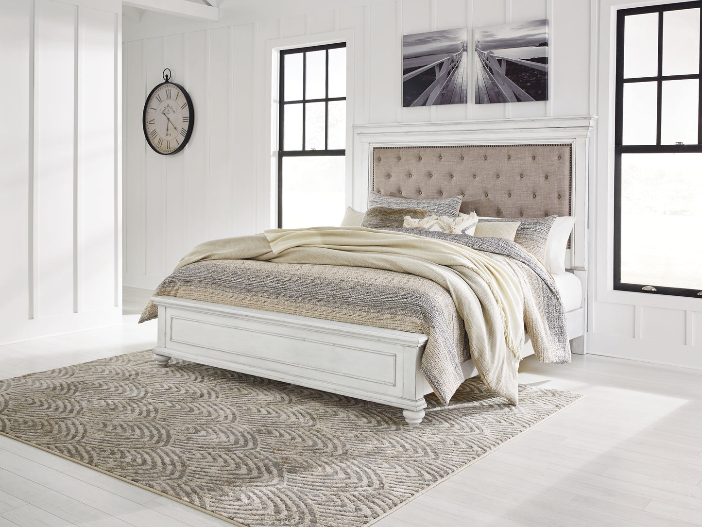 Kanwyn Panel Bed With Mirrored Dresser