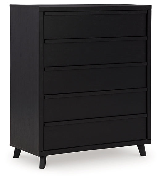 Danziar Panel Headboard With Mirrored Dresser, Chest And Nightstand