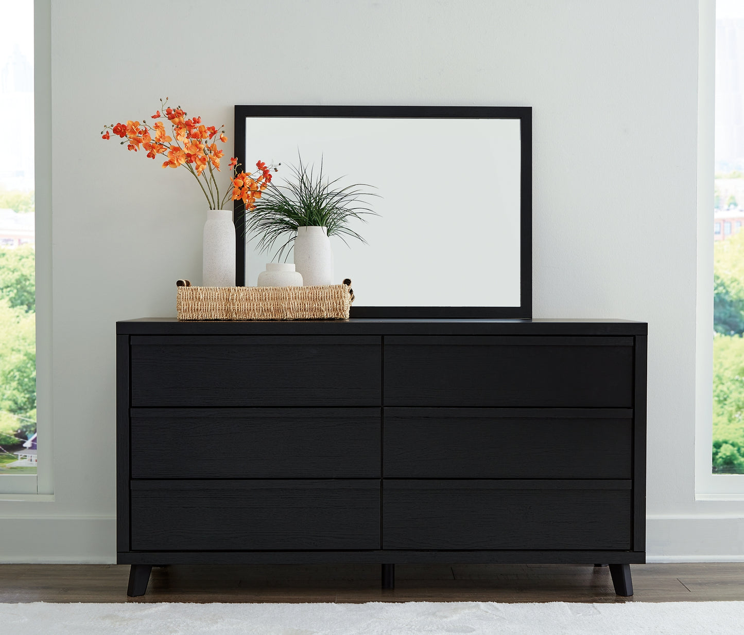 Danziar Panel Headboard With Mirrored Dresser, Chest And Nightstand