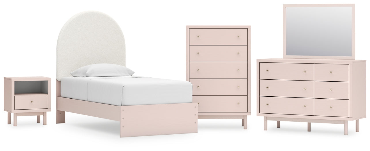Cama tapizada Wistenpine con tocador, cómoda y mesita de noche con espejo