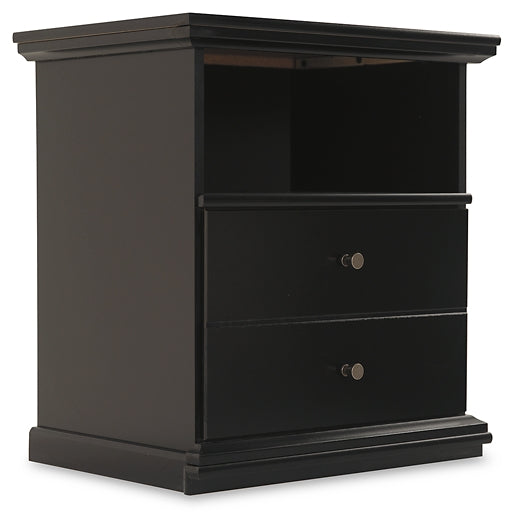 Panel Bed With Mirrored Dresser, Chest And Nightstand