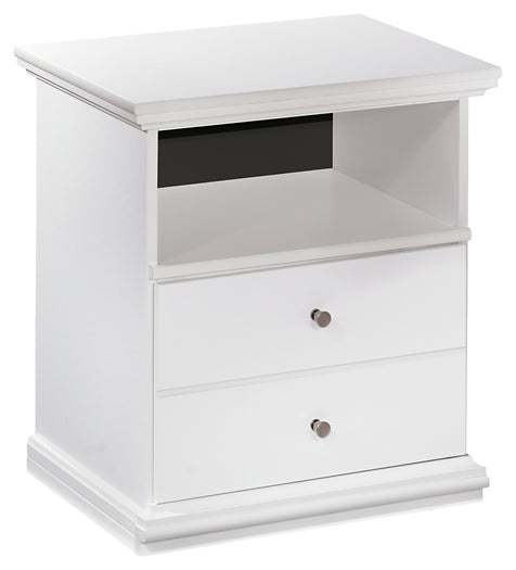 Bostwick Shoals Panel Bed With Mirrored Dresser And Nightstand