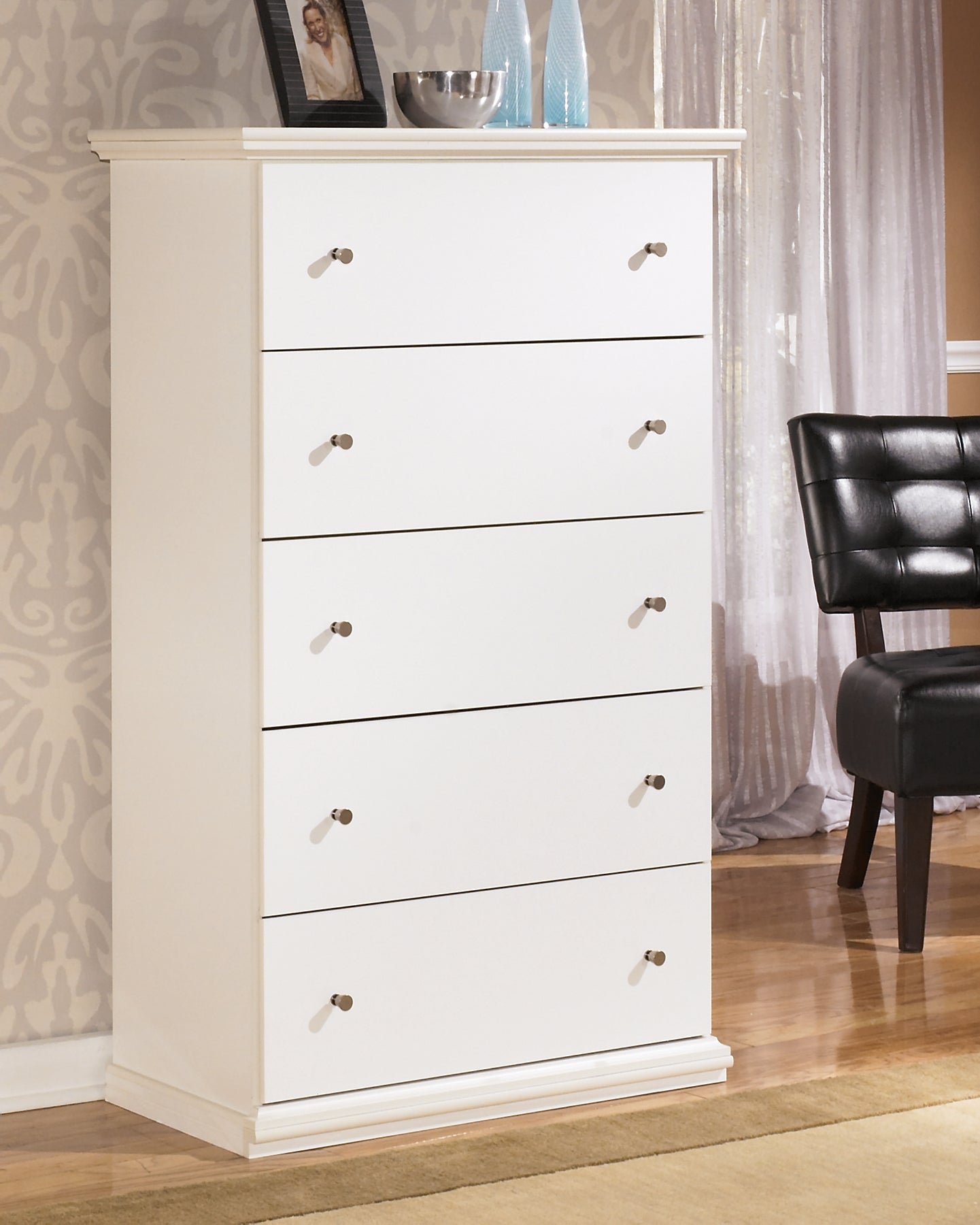 Bostwick Shoals Panel Bed With Mirrored Dresser, Chest And Nightstand