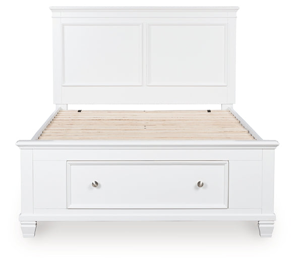 Fortman Panel Storage Bed