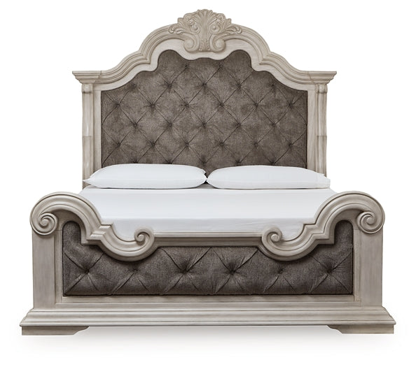Bruchandi Upholstered Panel Bed
