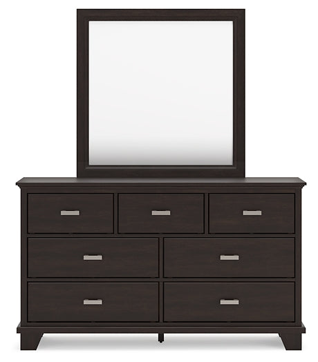 Covetown California Panel Bed With Mirrored Dresser And Chest