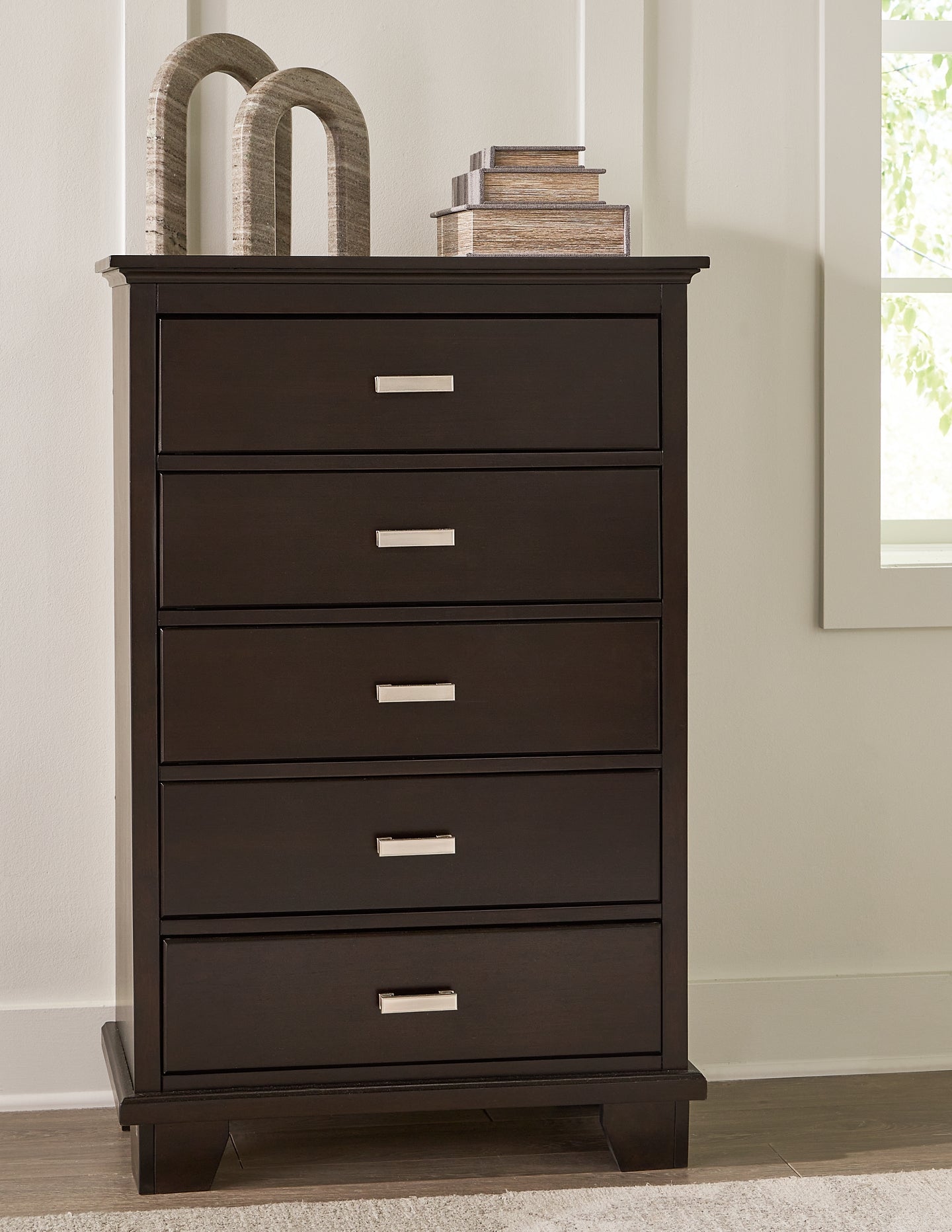 Covetown California Panel Bed With Mirrored Dresser And Chest