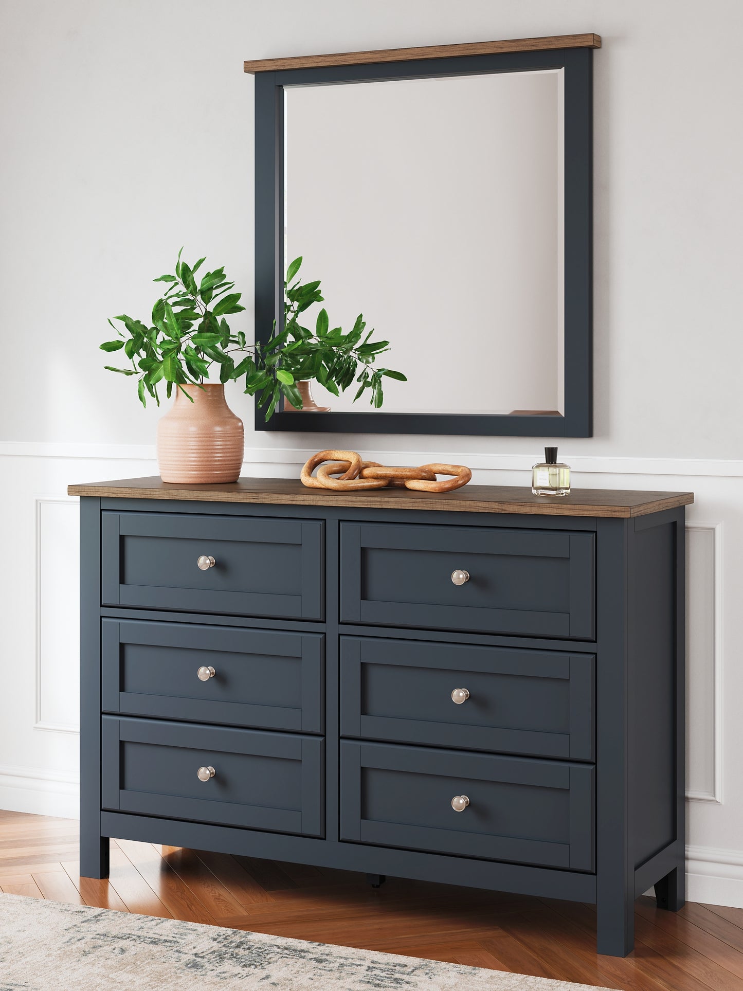 Landocken Panel Headboard With Mirrored Dresser, Chest And Nightstand