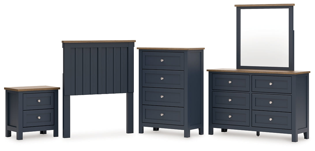 Landocken Panel Headboard With Mirrored Dresser, Chest And Nightstand