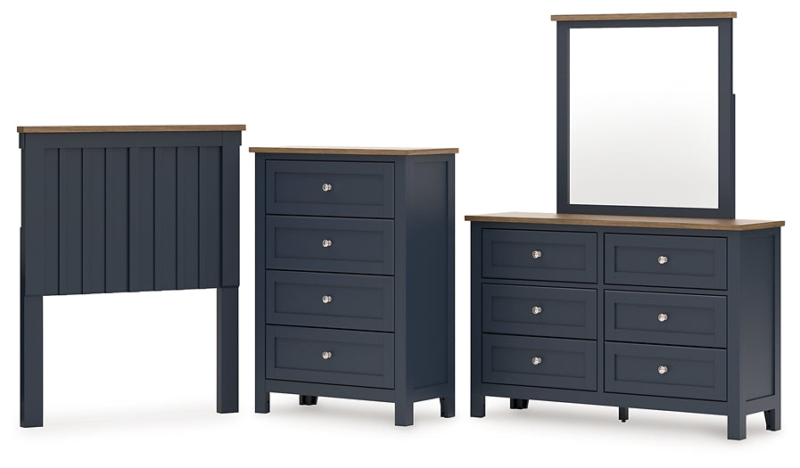 Landocken Panel Headboard With Mirrored Dresser And Chest