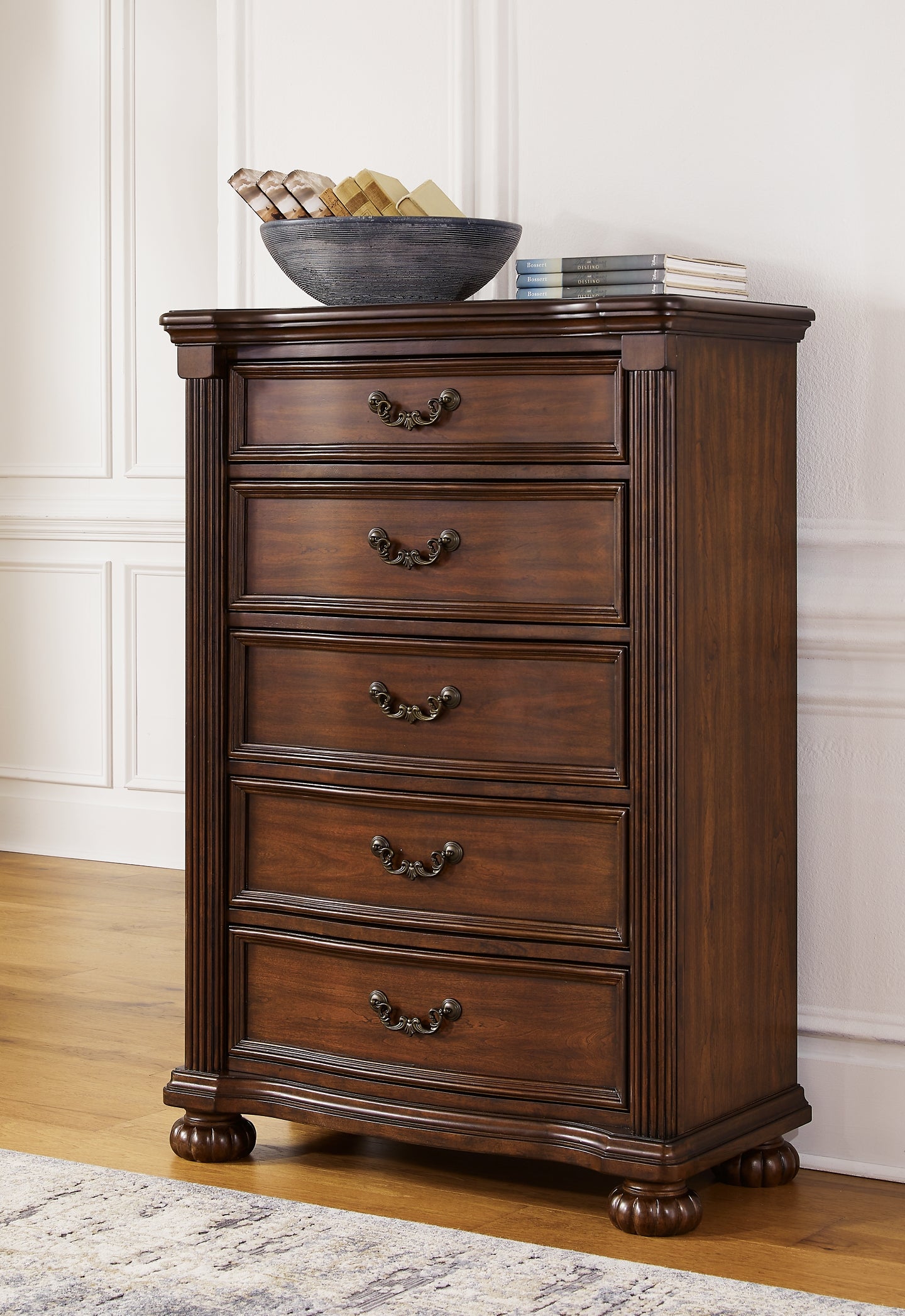 Lavinton Poster Bed With Mirrored Dresser, Chest And Nightstand
