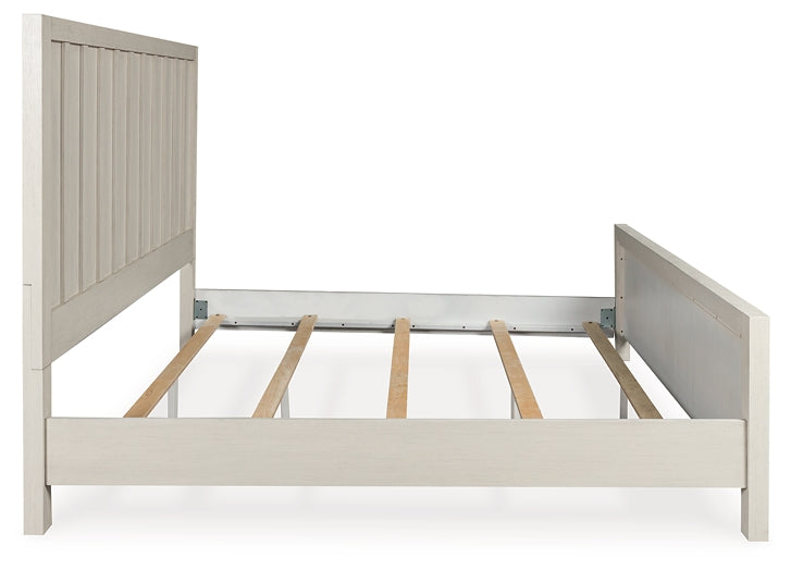 Shaybrock California Panel Bed With Mirrored Dresser And Chest