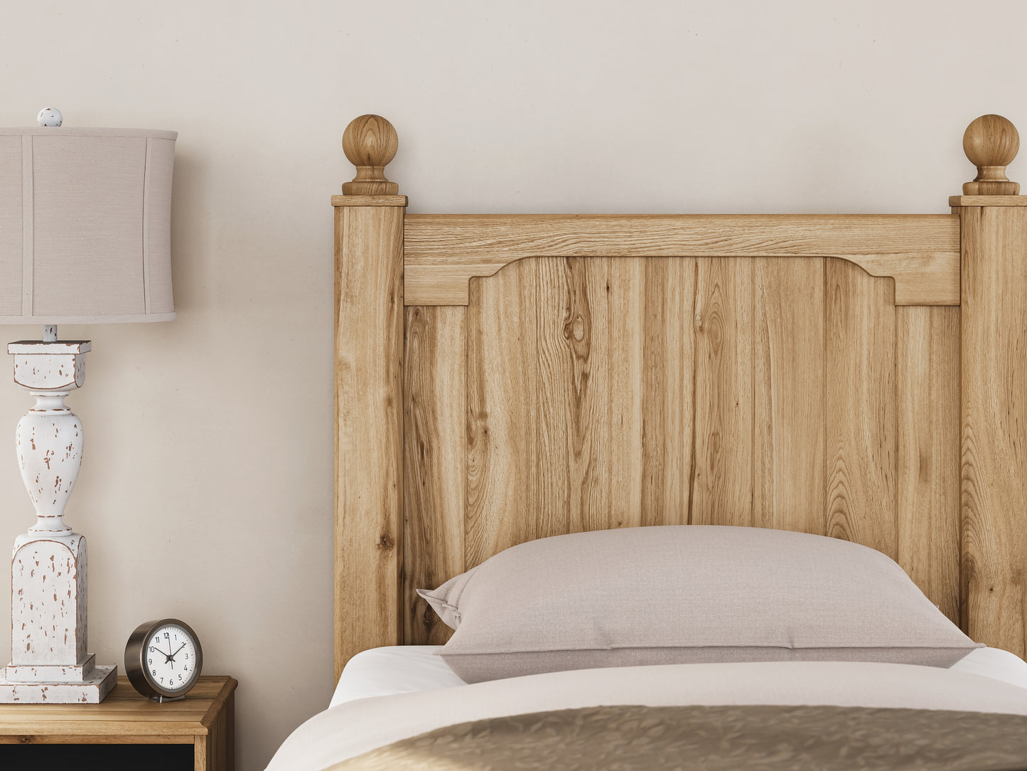 Aleaport Panel Bed With Mirrored Dresser And Nightstand