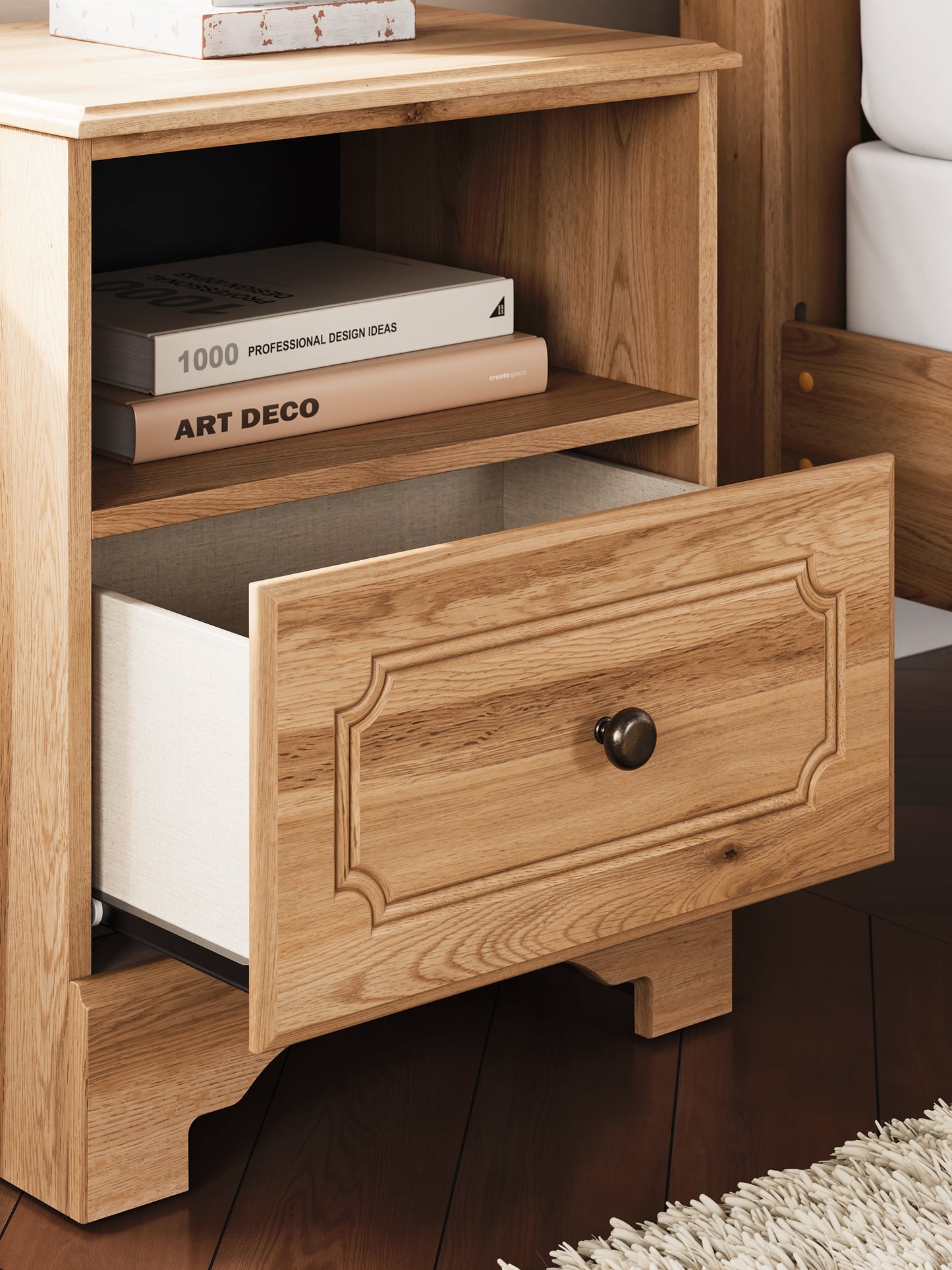 Aleaport Panel Bed With Mirrored Dresser And Nightstand