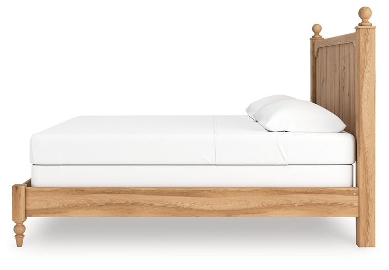 Aleaport Panel Bed With Mirrored Dresser And Nightstand