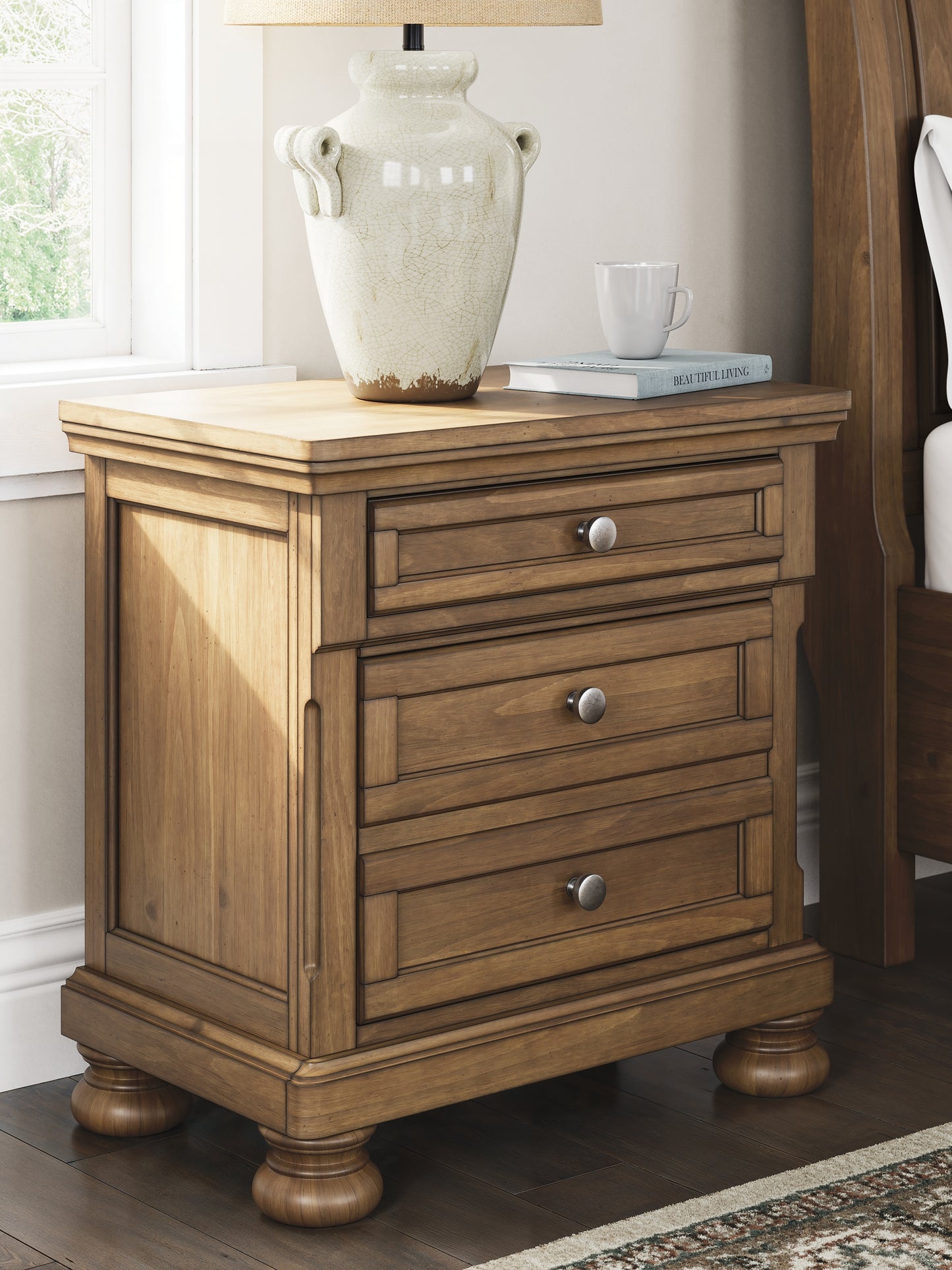 Feddinger California Storage Sleigh Bed With Mirrored Dresser And Nightstand