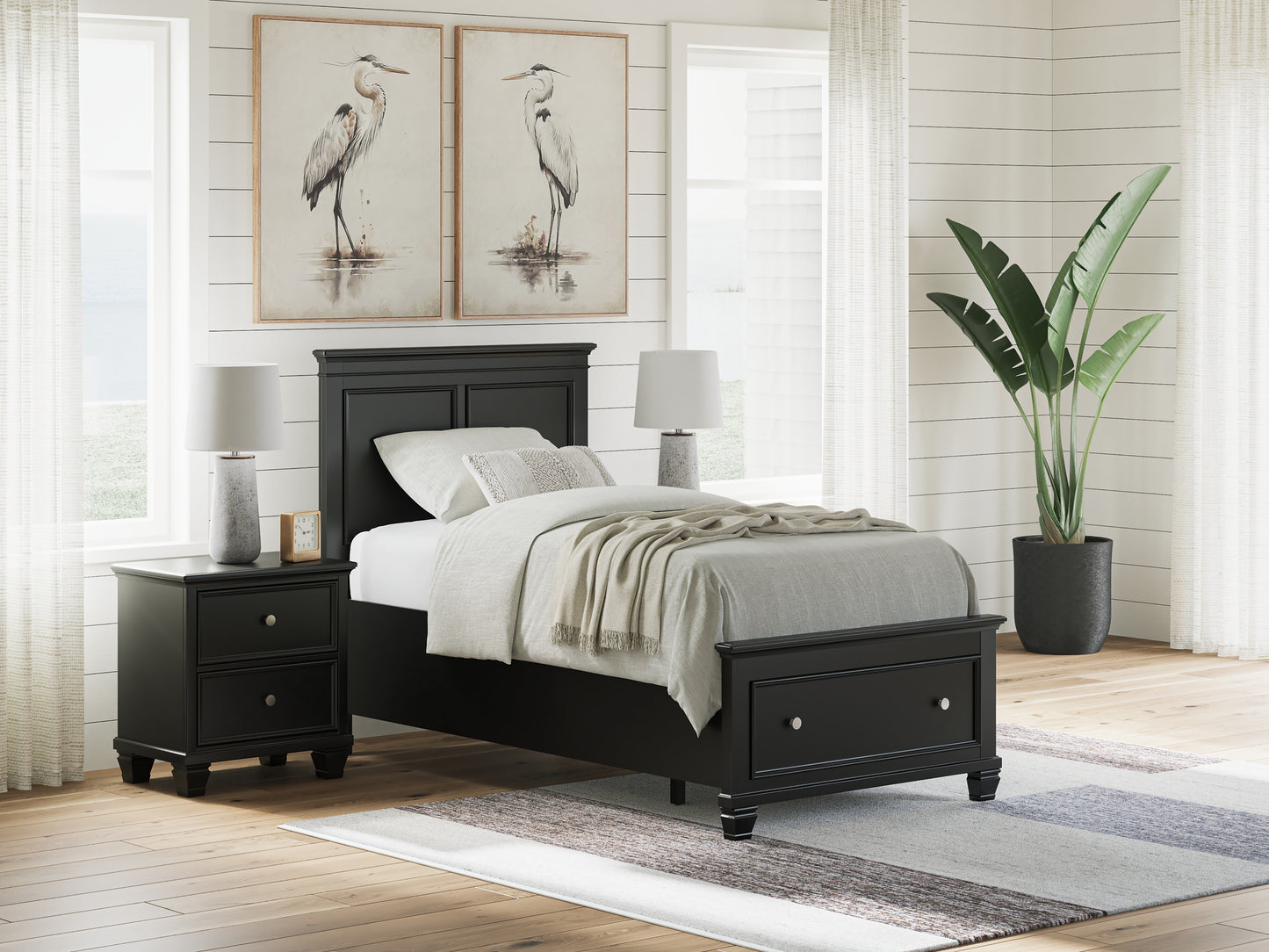Lanolee Panel Storage Bed