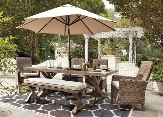 Mesa de comedor rectangular Beachcroft con UMB OPT