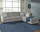 Seccional de 2 piezas con chaise longue Altari