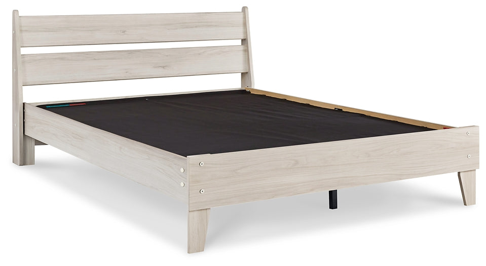 Cama de plataforma con paneles Socalle