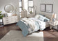 Cama de plataforma con paneles Socalle