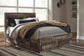 Cama con paneles Derekson con 6 cajones de almacenamiento, cómoda con espejo y cómoda
