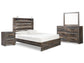 Cama Drystan con paneles, cómoda con espejo y mesita de noche