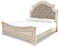 Cama tapizada Realyn con tocador y cómoda con espejo