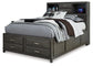 Cama Caitbrook con 8 cajones, cómoda con espejo y cómoda