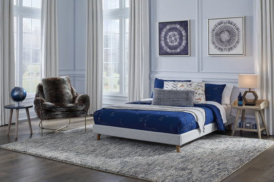 Cama de plataforma Tannally Uph
