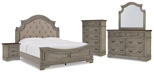 Cama California con paneles Lodenbay, cómoda con espejo y mesita de noche